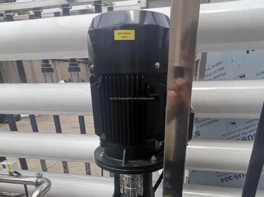 المياه النقية الصناعية مرشح المياه التناضح العكسي 1m3 / H-200m3 / H 300 كجم الوزن